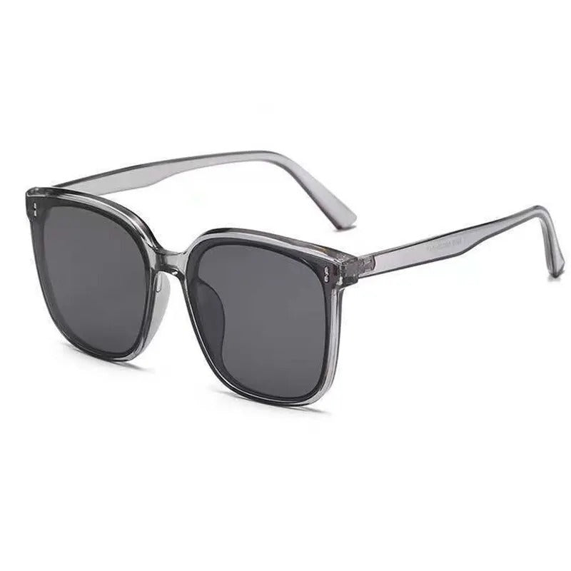 lunettes de soleil carré gris transparent oversize pour femme tendances 2025